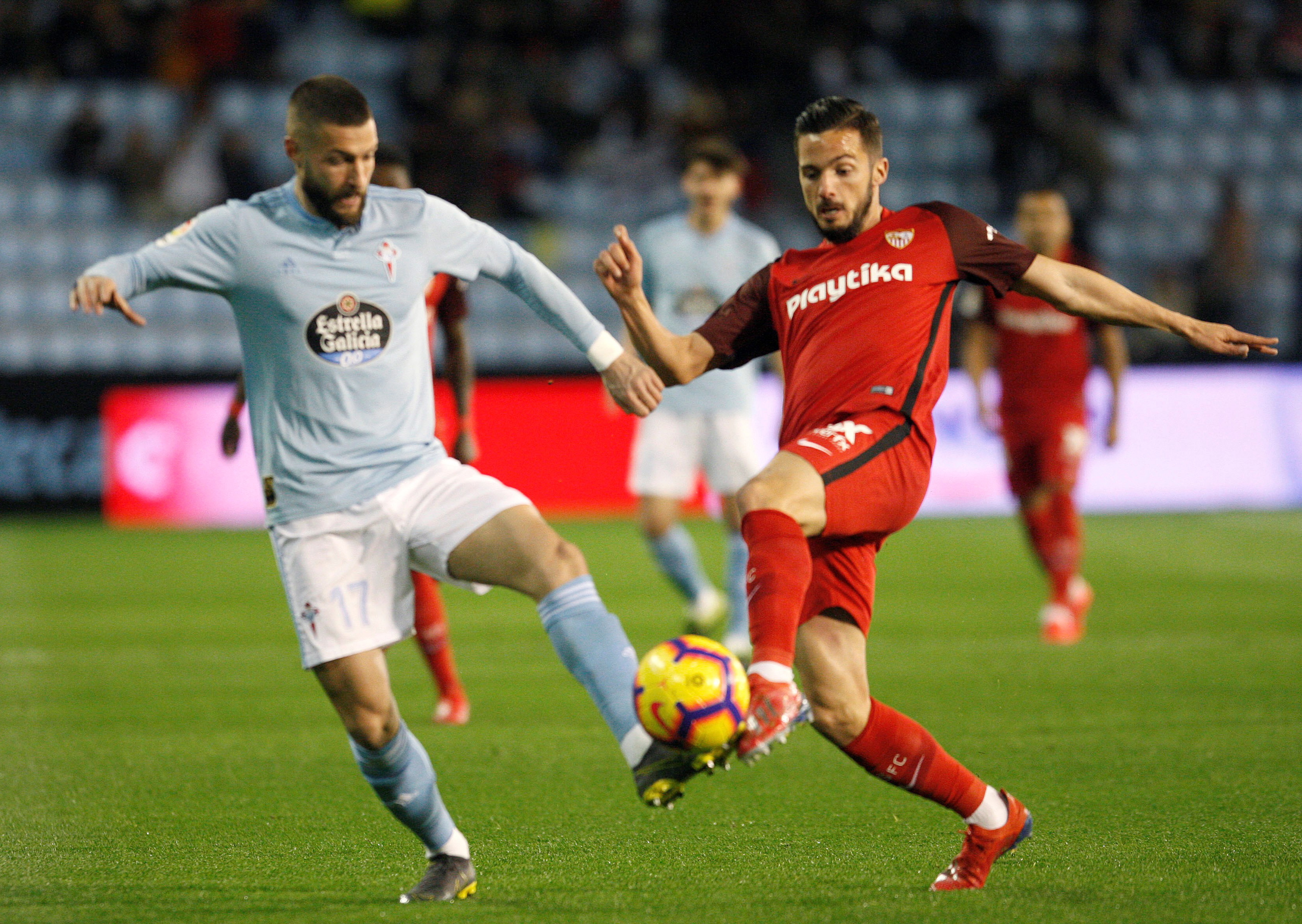 乒乓球队的 乒乓球队的