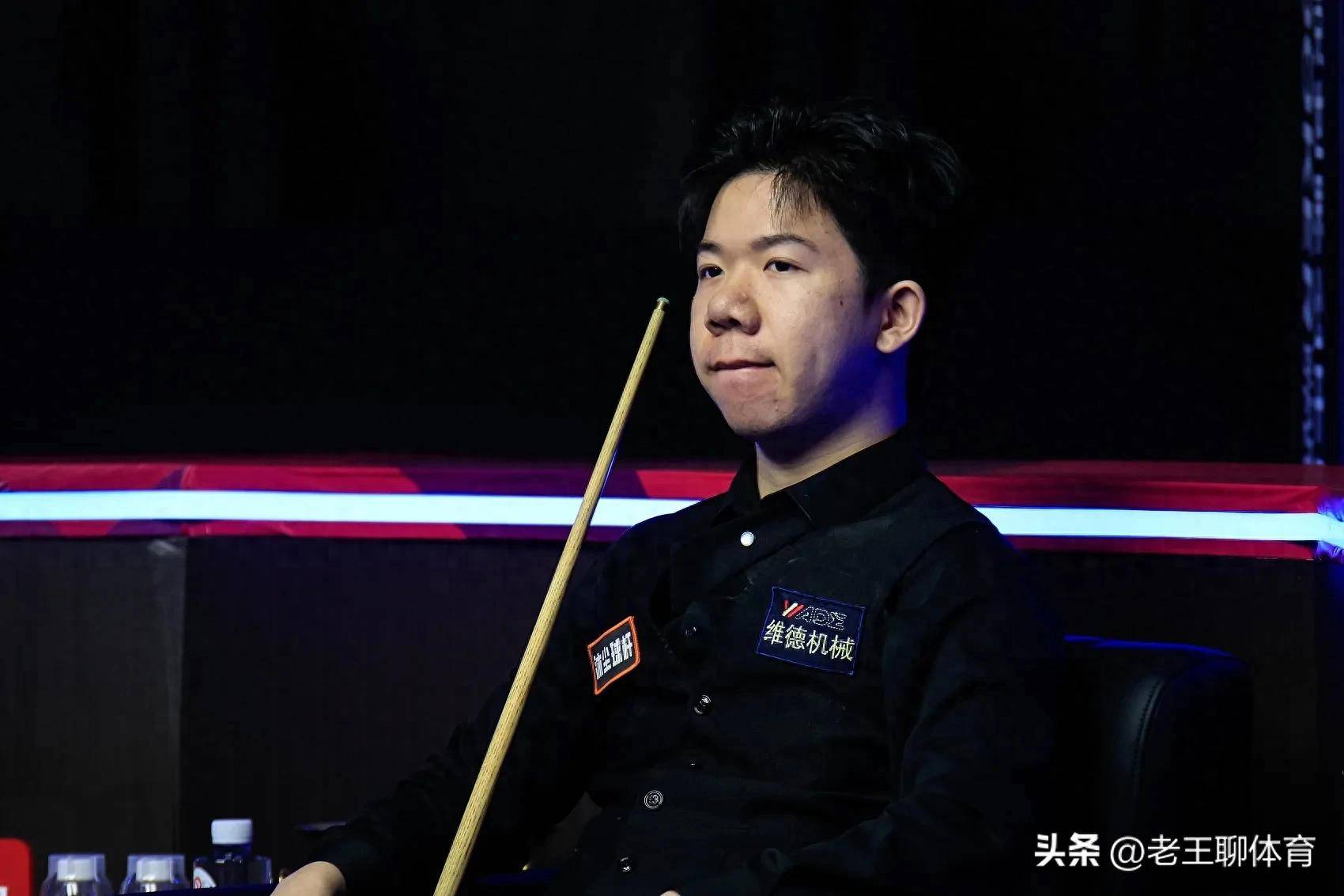 迫与定位球
